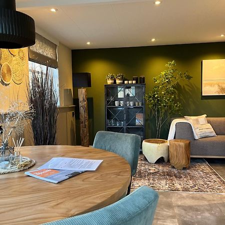 It Buthus Apartment Baaiduinen Luaran gambar
