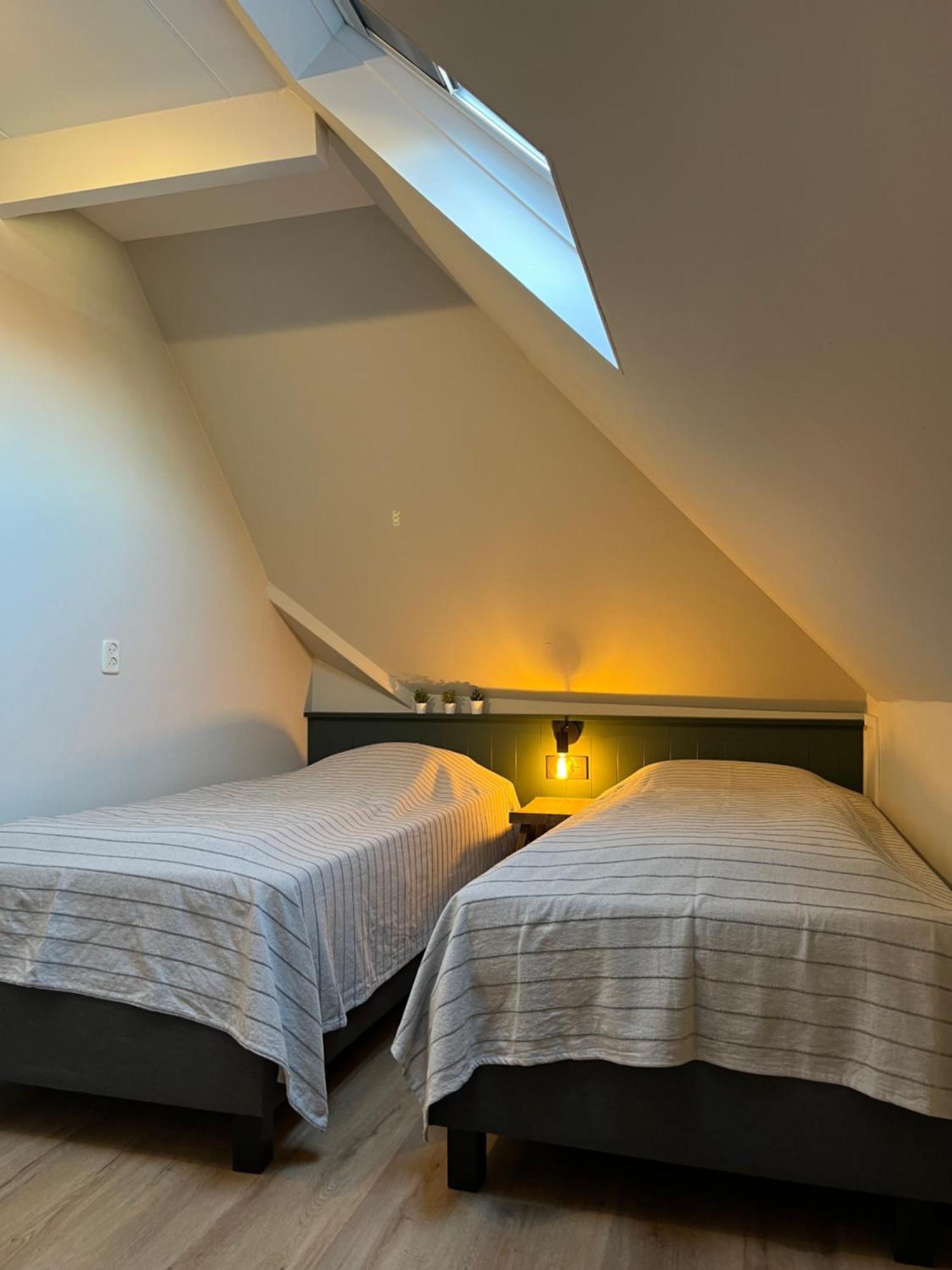 It Buthus Apartment Baaiduinen Luaran gambar